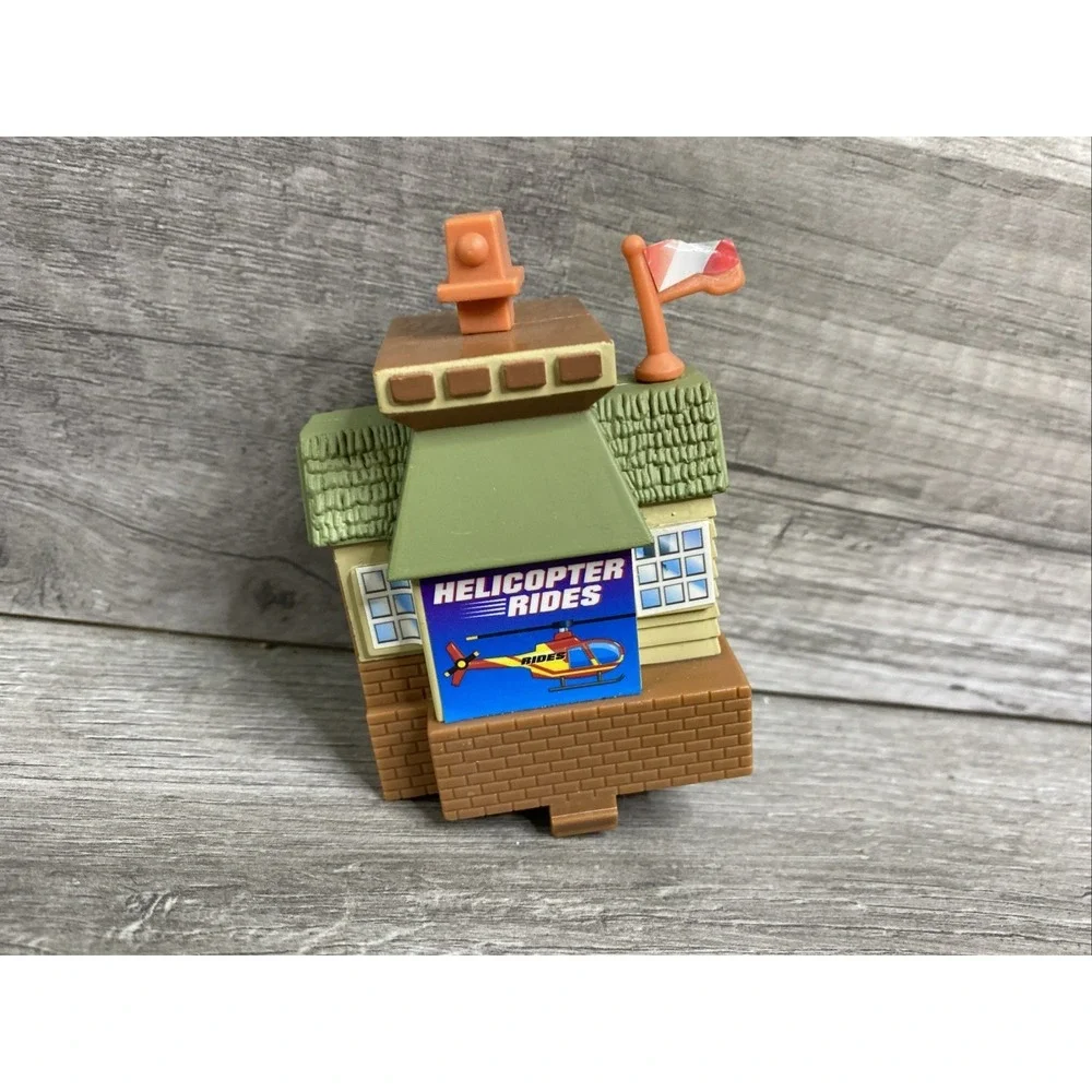 Micro Machines Tiger Shark Landing Aquarium Playset Galoob 1996 REPLACEMENT PART